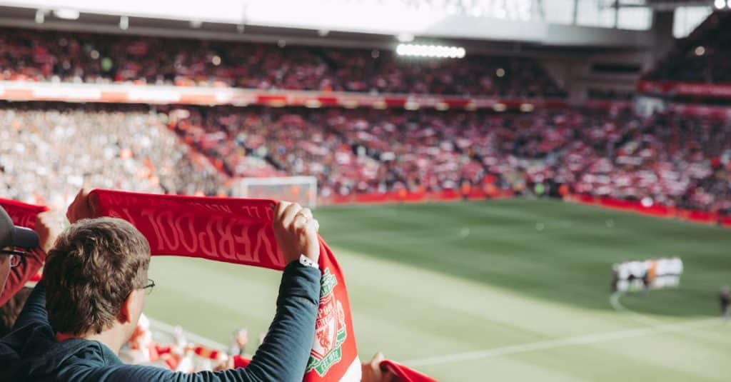 Les supporters du Liverpool FC dans leur antre d'Anfield