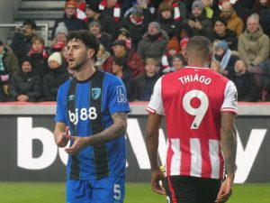 Marcos Senesi, défenseur de Bournemouth AFC