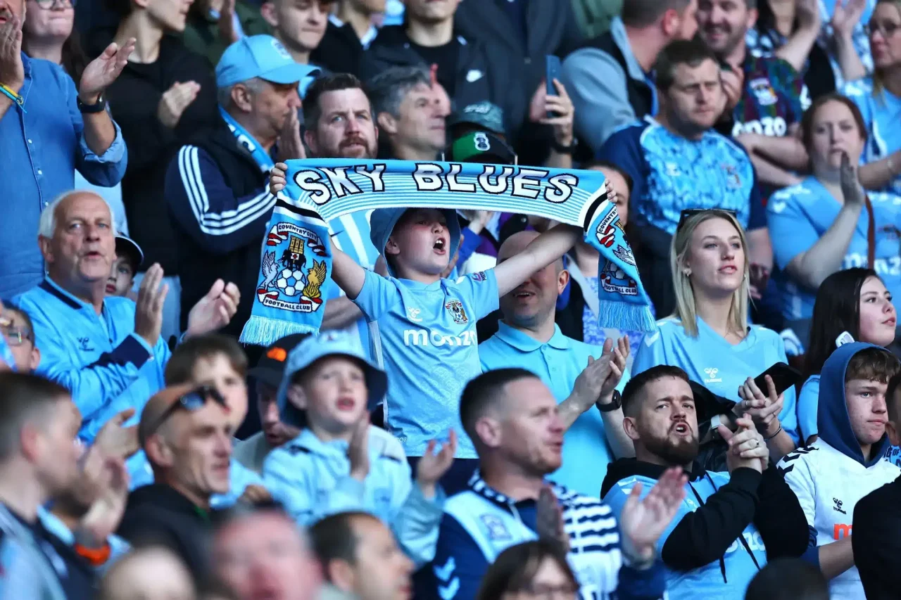 Les supporters de Coventry City et leur club favori retrouvent la Premier League plus de 25 ans après leur dernière apparition